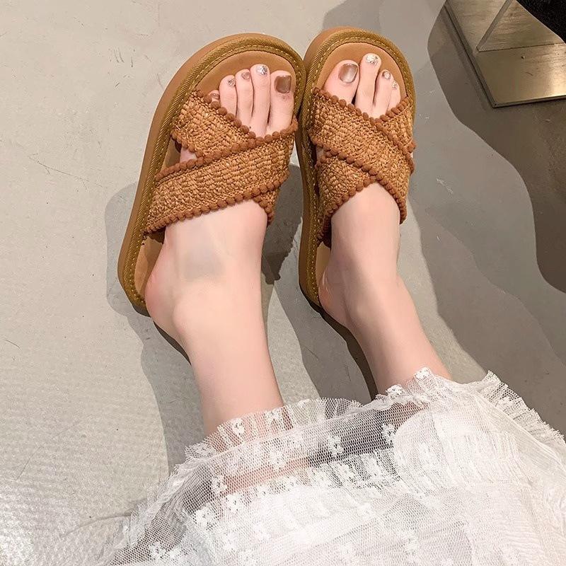 

Плоские тапочки с плетением и полостью, женская верхняя одежда, новинка 2025 года, летняя юбка, стиль феи, мягкая подошва, односложные тапочки 35 светло-коричневого