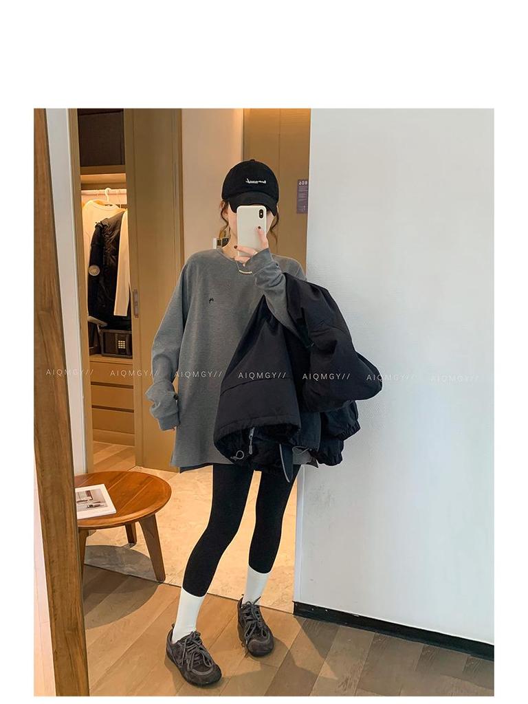 Women's White Embroidered Lazy Style Round-Neck T-shirt, Autumn/Winter 2025, Plus Velvet Slit Base Layer