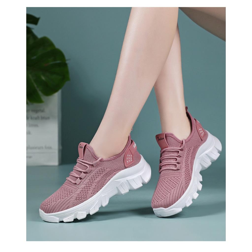 Women's Shoes Summer New Sports Shoes Breathable Running Shoes Thick Sole Wear-resistant Single Shoe Comfortable Versatile Casual Shoes