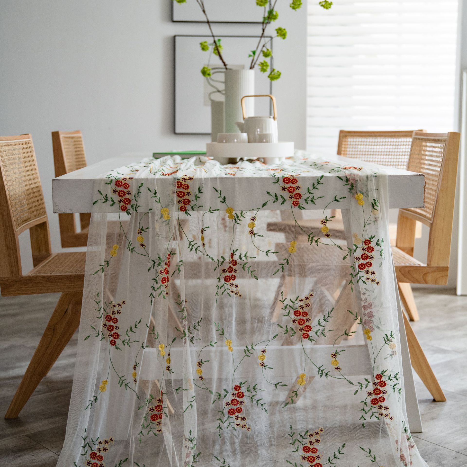 Скатерть «Четыре сезона» красный маленький цветок пряжа украшение десертного стола — фото 10