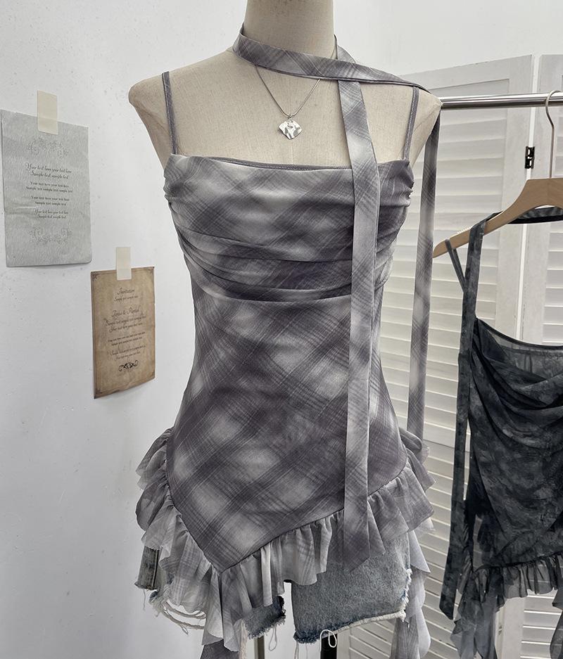 Gradient Print Irregular Ruffled Mesh Camisole Tank Top with Swing Neck and Sleeveless Design