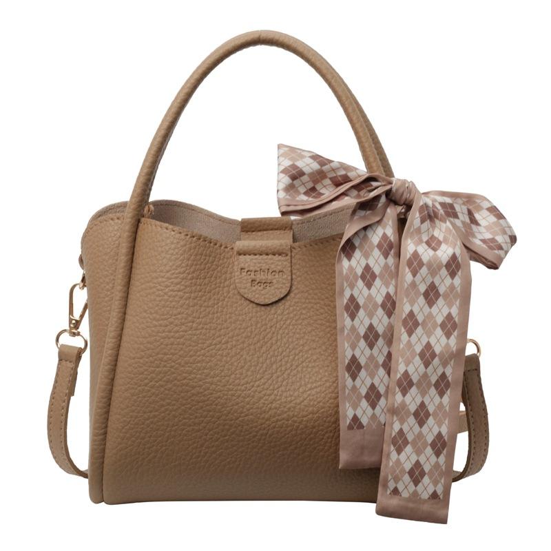 Hand carry commuter bag women's new texture simple trend shoulder bag bucket bag