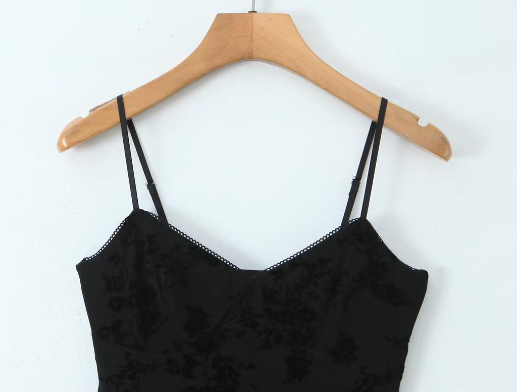 Autumn 2025 European Style Women's Black Mini Slip Dress