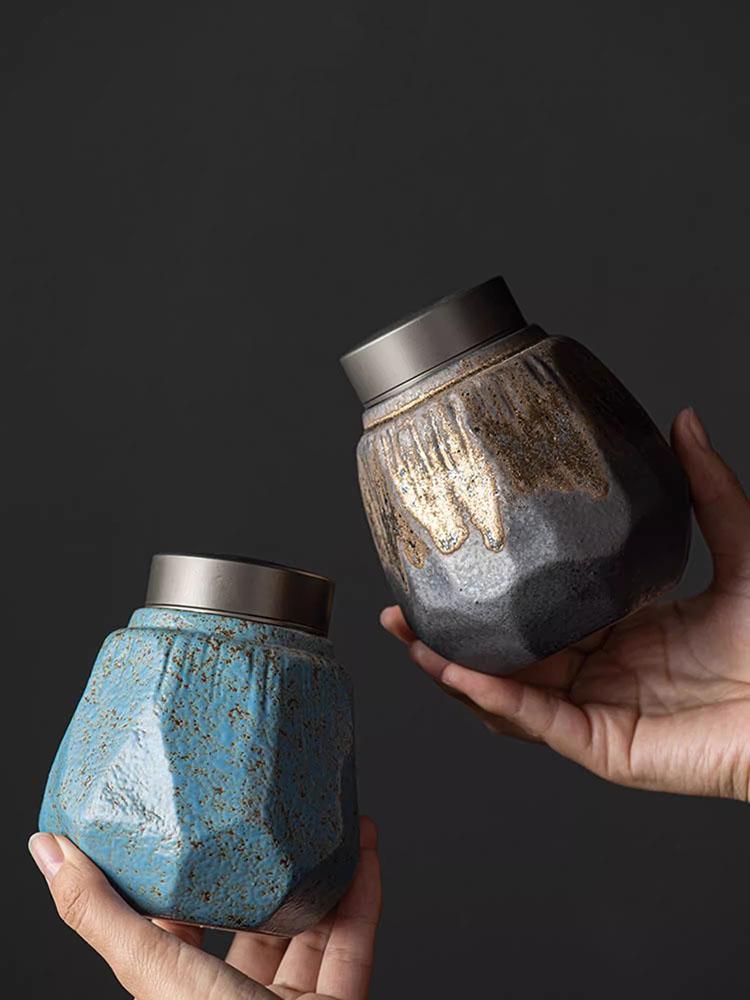 Vintage Ceramic Storage Jar Creative Stoneware Sealed Tea Jar Home Portable Candy Nuts Coffee Beans Medicinal Herb Storage Box