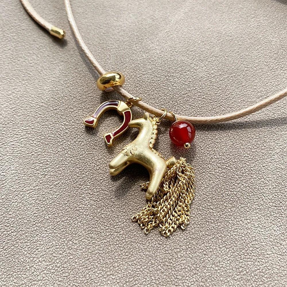 Metallic Finish Horse Pendant Necklaces Pony-shaped Cartoon Horse Necklaces  Female Accessories