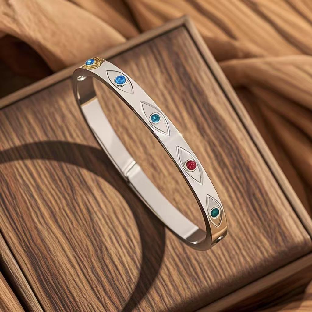 18K Gold  Diamond Sun Eyes Titanium Steel Bracelet - Versatile Women s Stainless Steel Jewelry