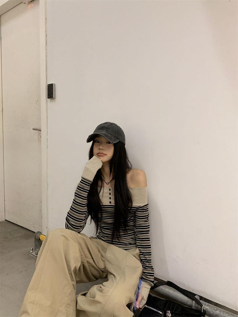 Retro Striped One-Shoulder Patchwork Slim Fit Long Sleeve Women's Top for Autumn 2025