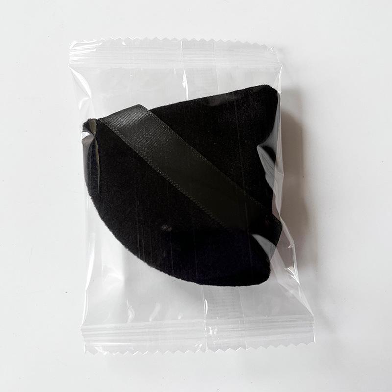 Velvet Black Fan-Shaped Triangle Makeup Sponge for Powder and Air Cushion