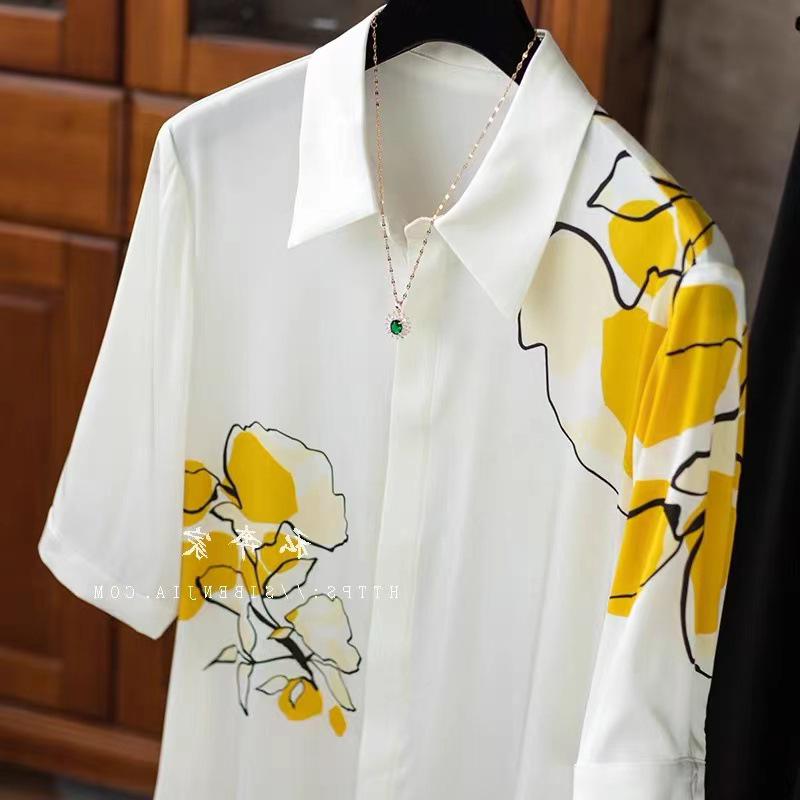 

Летне-осенняя блузка из шелкового атласа с принтом, с рукавом средней длины Large цветочный/жёлтый