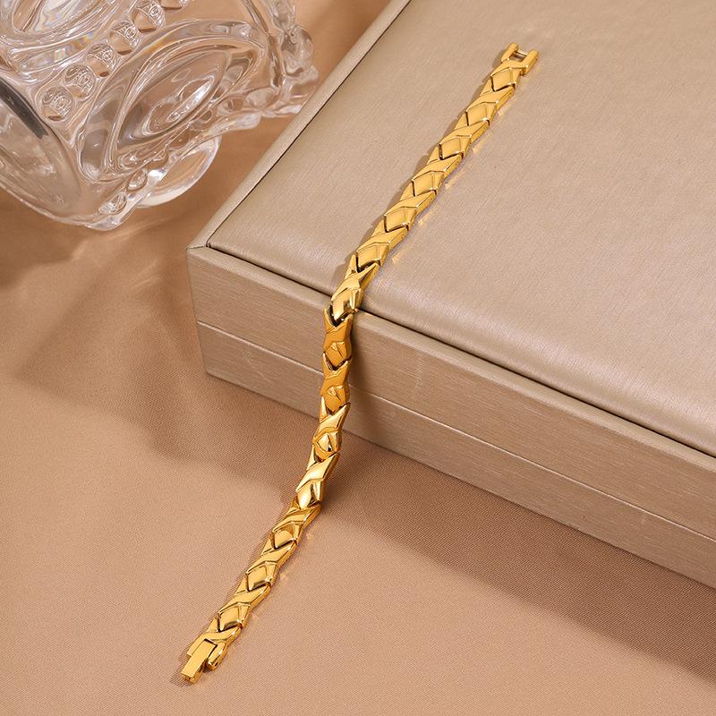 18k vergoldetes Damen Vielseitiges Edelstahl Magnetarmband Uhrenkette