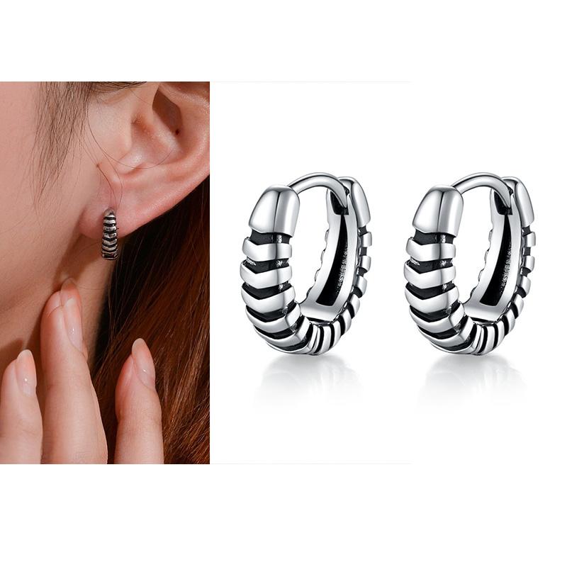 2 Stück/1 Paar Herrenohrringe Einzigartiges Design Kleine Creolen für Damen Edelstahl Vintage Farbe Punk Gothic Trend Schmuck