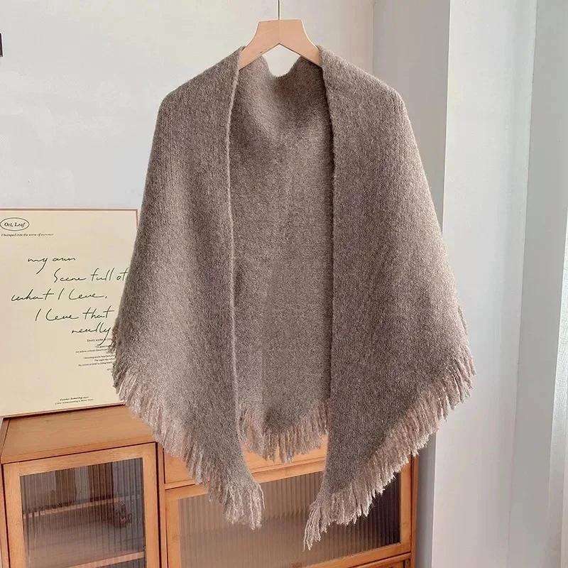 Elegant Versatile Warm Wool-Blend Fringed Triangle Scarf Korean Style Ins Motorcycle Helmet Style Neck Warmer Accessory