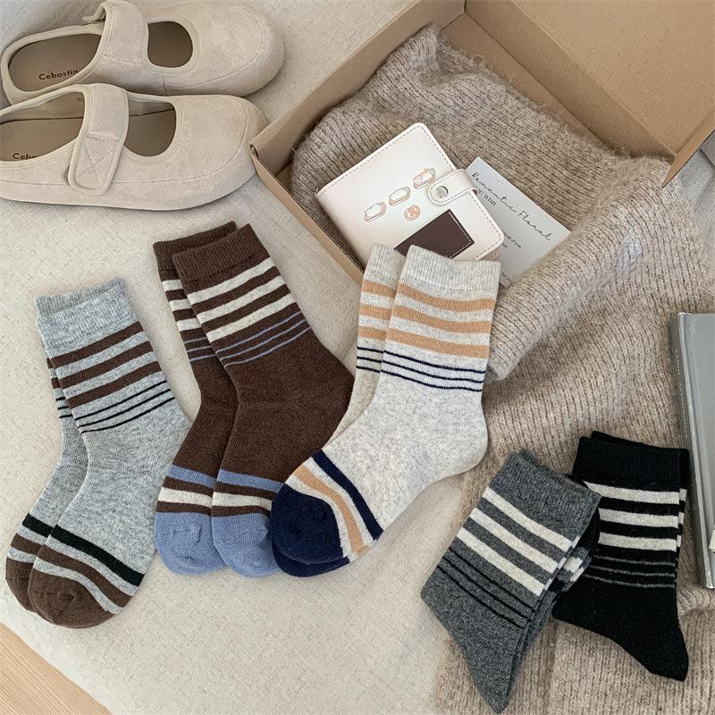 Wool Socks for Women in Autumn and Winter, Color-blocking Striped Mid-calf Pile Socks, Thickened and Warm Wool Socks