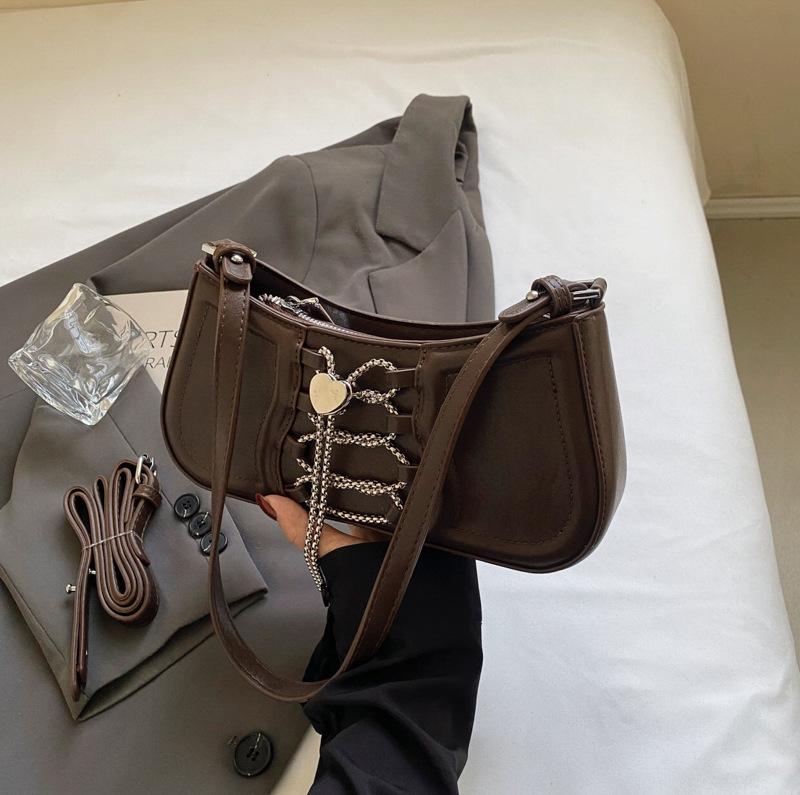 Popular Messenger Bag, Super Fire Shoulder Armpit Bag, Premium Retro Design Locomotive Bag