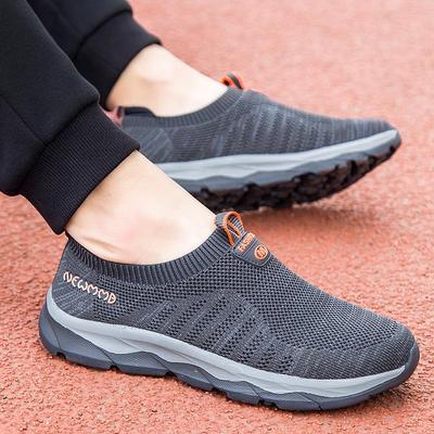 Spring/Summer Old Beijing Cloth Shoes: Comfortable Non-Slip Soft Sole Sports Shoes for Middle-Aged and Elderly