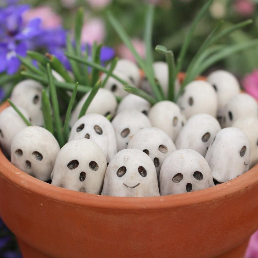 Mini Joy Garden Ghost Ornament Resin Skull Statue Decorations  Halloween Party