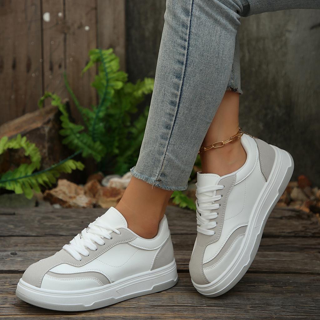 Fashion Fashion Mix Color Lace Up Flat Skate Shoes Women 2025 Autumn Round Toe Soft Thick Bottom Sneakers Comfort Non Slip Sports Shoes