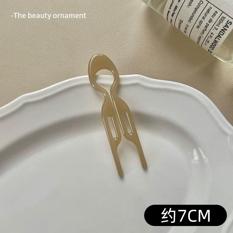 

Маленька шпилька у формі рибки для жінок, ідеальна для повсякденних пучків, маленьких зібраних зачісок, вишукана та багатофункціональна шпилька. One Size