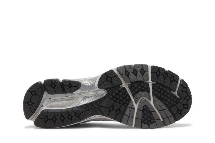 New Balance 2002R Grey Men's Sneakers