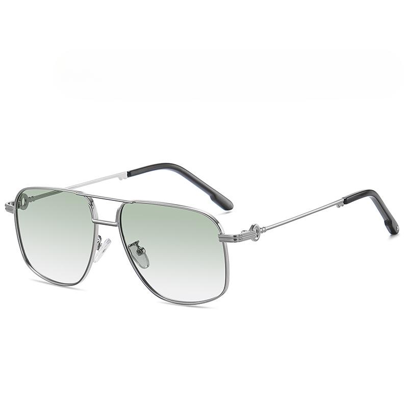 Fashion New Ladies Sunglasses Trend Gradient Ocean Sunglasses Women's Box Glasses Metal Polarizer