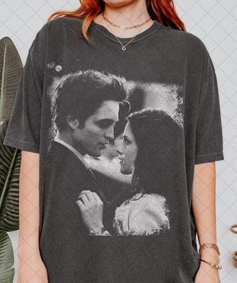Comfort Colors Twilight Vintage T Shirt, Gift For Book Lover Twilight Saga T Shirt, Vampires Wolves Romance T Shirt, Edward Cullen Bella