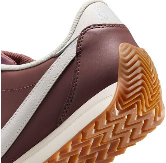 Кроссовки Nike Pacific