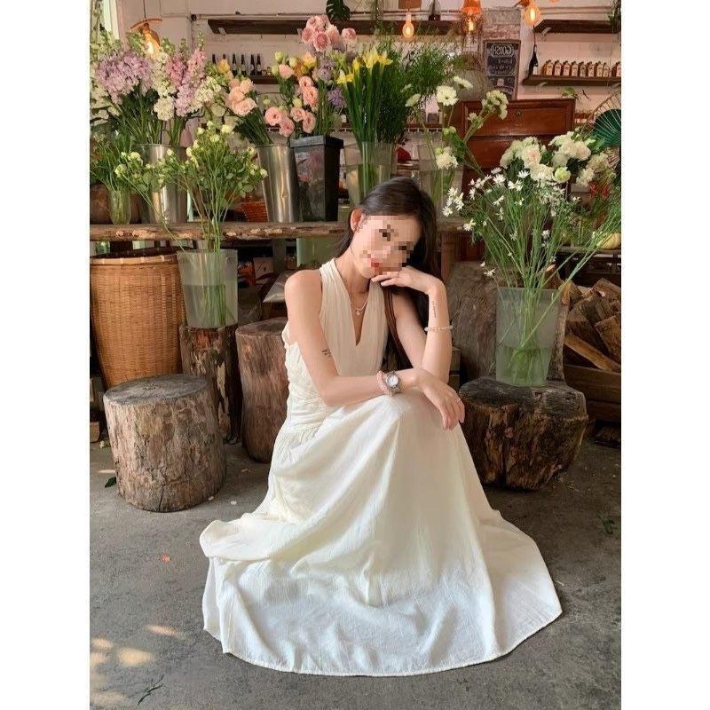 New French Long Dress Temperament Thin Dress Summer Waist Sleeveless Fashion Skirt Design Simple and Trendy