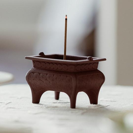 

Mini green pine cream four-legged small tripod ceramicline incense burnertearoom household incense incense insert incense burner