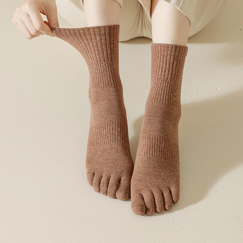 Spring Autumn Five Fingers Women Socks Japan Style Solid Colour Ladies Split Toe Sports Cotton Socks