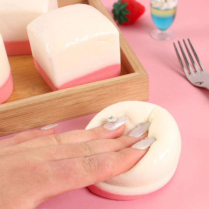 Rising Slow Simulation Pinch Bread Squeeze Toy Model Children Fun Bread Decompression Toys Soft Food Bread Stress Easing Gift