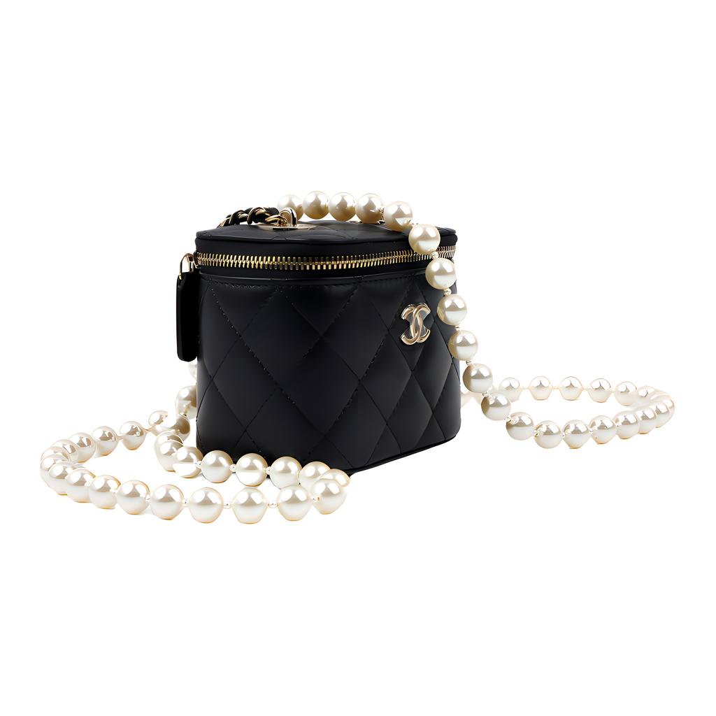 Chanel Diamond-Pattern Pearl Leather With Chain And Mirror Sheepskin Messenger Bag Regular Women'S Black