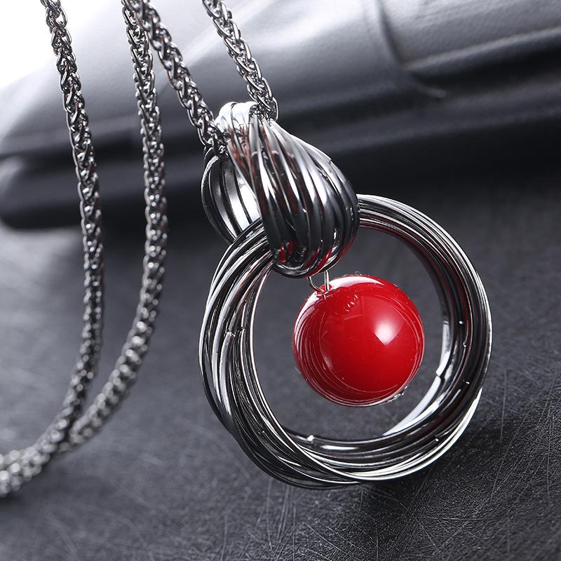 Europeisk och amerikansk retro cirkelhalsband lång dam röd pärla tröjkedja klädtillbehör