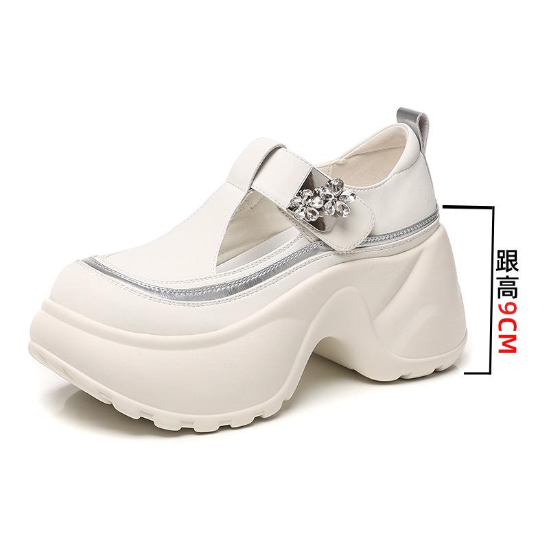 

Velcro little white shoes summer 2025 new sandals women s thick sole heightening hollow comfortable soft sole casual shoes 34
