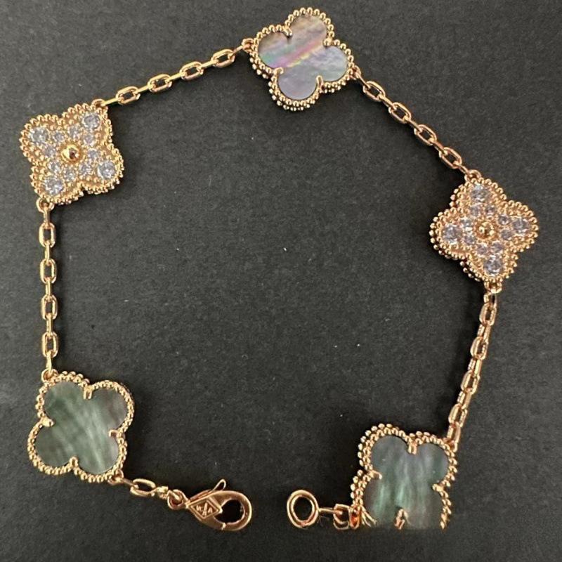 Exquisite Four-leaf Clover Bracelet for Women Five-flower Bracelet Double-sided Natural White Mother-of-pearl and Carnelian Bracelet