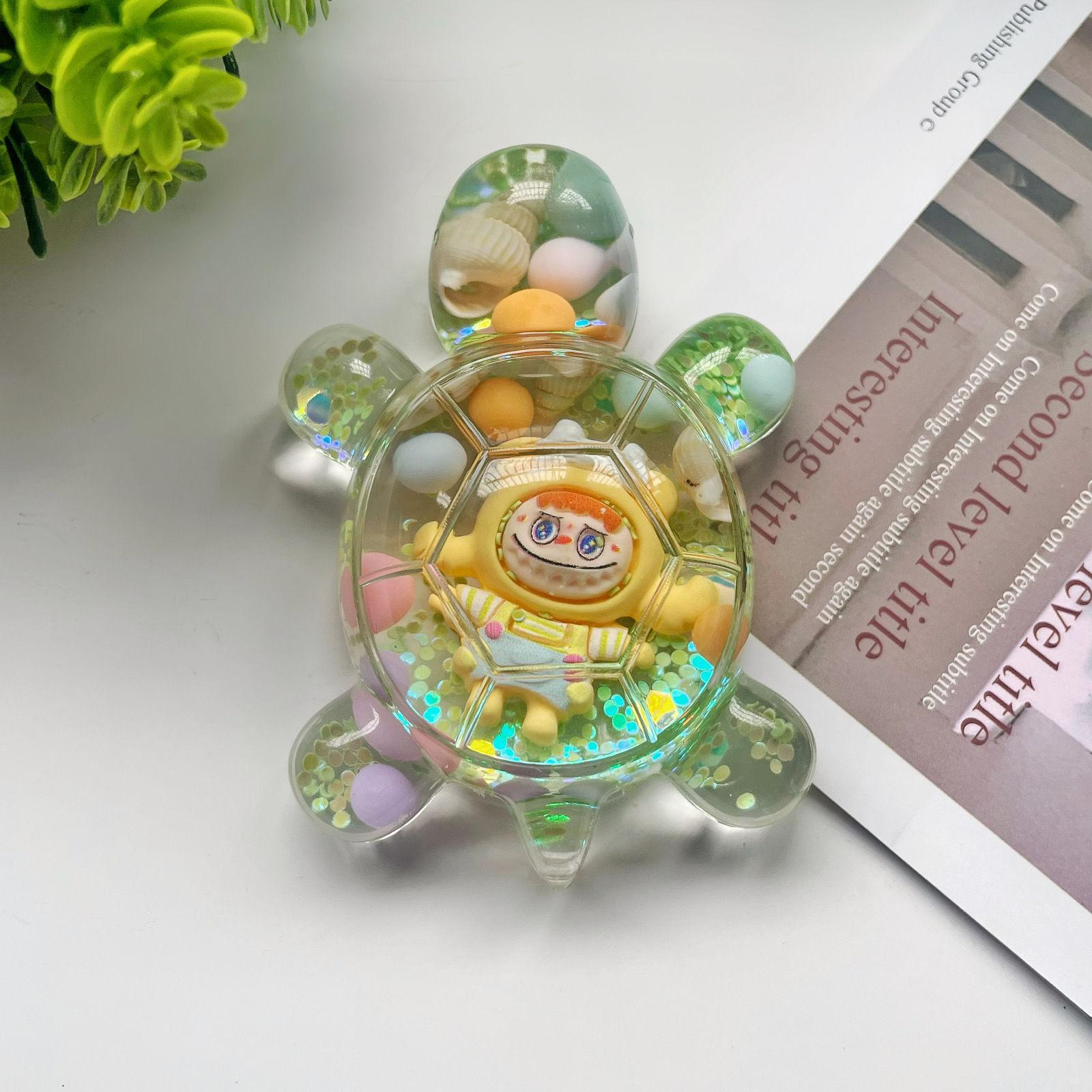 

Милая фигурка черепахи Лабубу с текучим песком и маслом, 9,3 см green