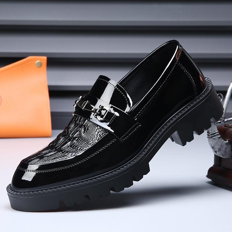 One-pedal men's shoes large size business dress foot cover casual leather shoes men's comfortable and breathable increase trend