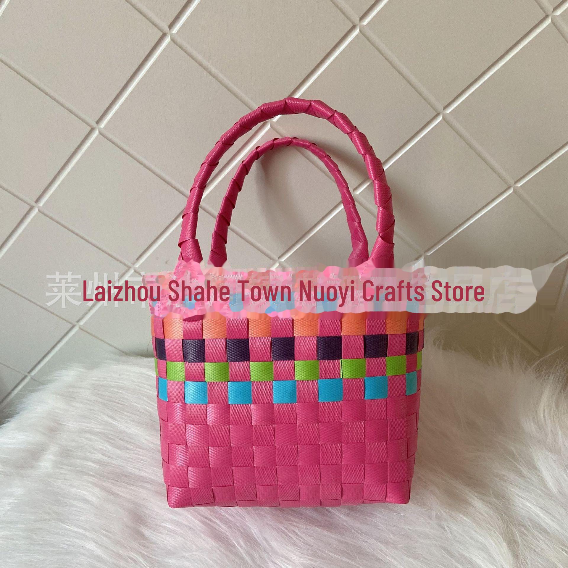 Женская плетеная летняя пляжная сумка-тоут Простая пластиковая сумочка небольшого квадратного дизайна для шопинга и детей 1154₽