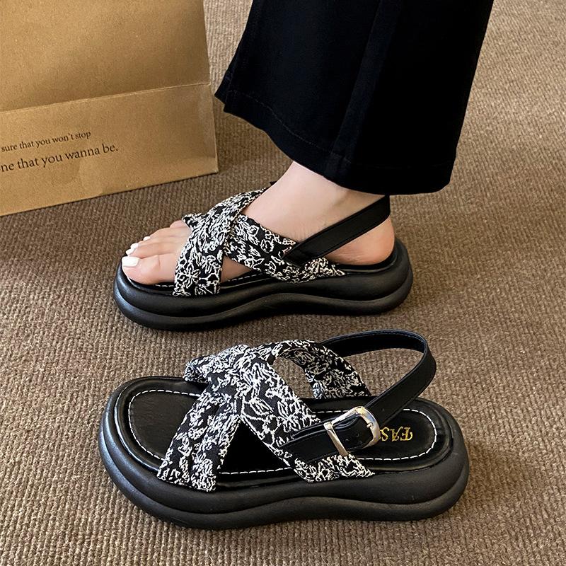 

Жіночі сандалі на платформі, літо 2025, новий національний стиль Tide, з перехресною застібкою ззаду, зручні сандалі на підошві з кексів, жіночі Tide 40 чорний
