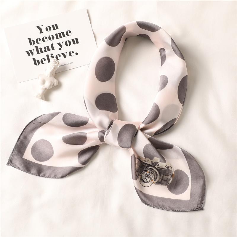 Spring and Summer New Satin Small Square Scarf Printed Scarf Scarf Women's Fashion Silk Scarf
