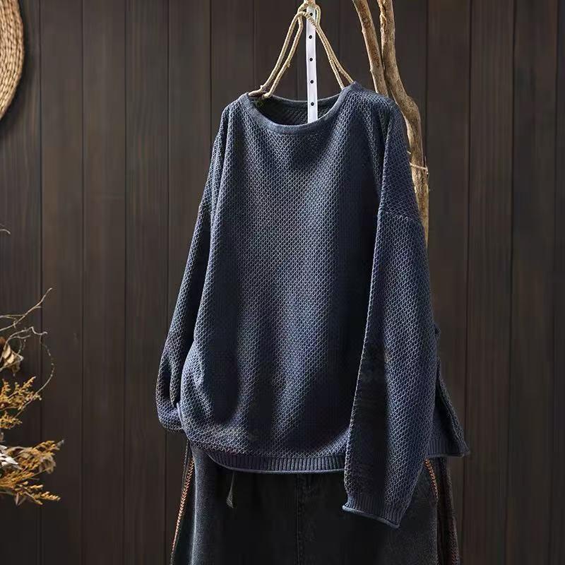 2026 Artistic Color Block Sweater: Retro Simple Round Neck, Soft Slimming, Versatile Casual Top for Women