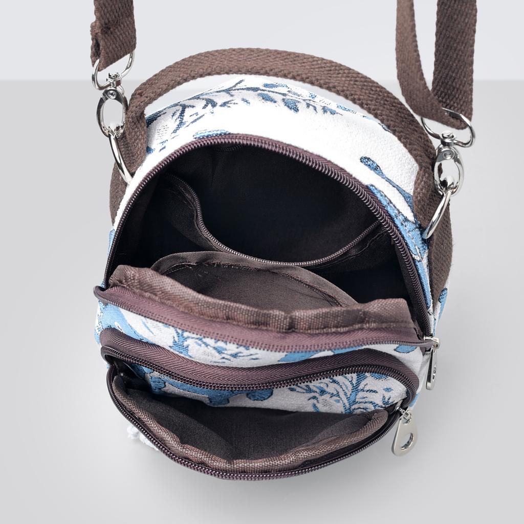 Crossbody Bag with Ethnic Style From Yunnan, A Fresh and Small Bag, Lightweight and Suitable for Carrying A Mobile Phone.