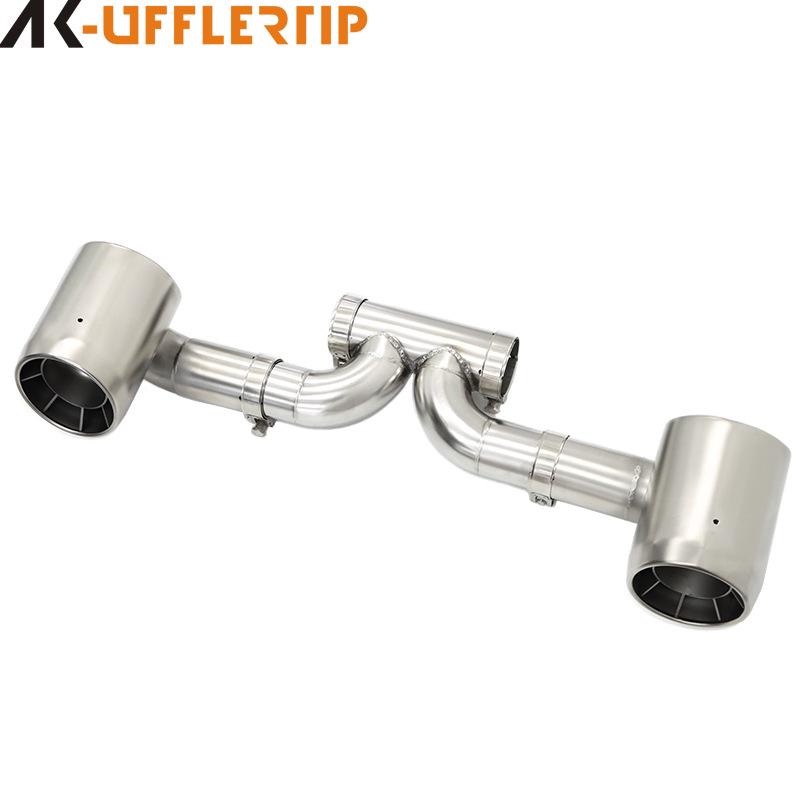 Ulepszenie Porsche 718 GT4: Podwójny wydech ze stali nierdzewnej z tłumikiem i czarnymi końcówkami