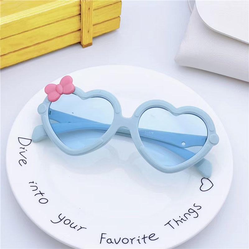 

New Children S Love Shape Sunglasses Girls Decorative Bow Sun Glasses Cute Baby Outdoor Sunshade Eyewear Uv400 As shown in the figu