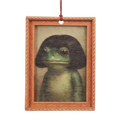 Old Fashion Inspired Hanging Ornament Decoration Constructed With Strong Wood Suitable For Vehicles And Indoor Spaces