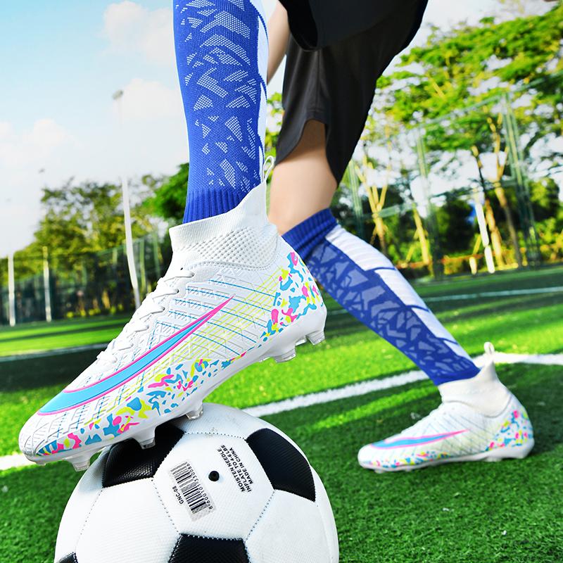 New Football Shoes Field Outdoor Society Unisex Comfortable Football Boots Sports Sneaker Sport Wear Top Quality Soccer Shoes