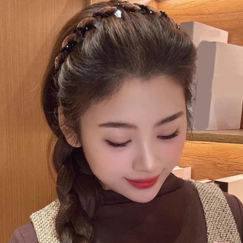 3Pcs Delicate Artificial Pearls Headbands with Rhinestones Detail Elegant Hair Accessories for Women and Girls