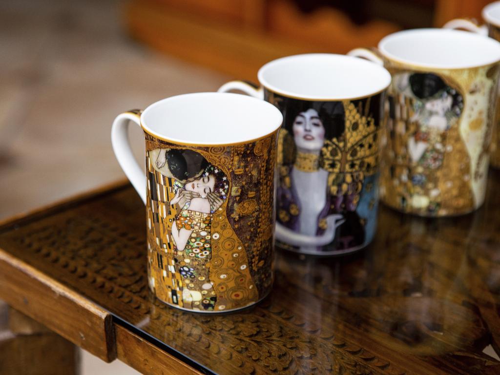 Kubek Porcelanowy Gustav Klimt Pocałunek Kremowy Classic New 2Szt