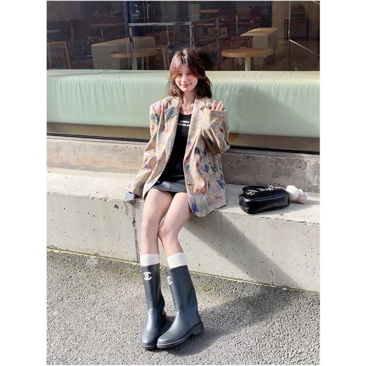 Chic Graffiti Print Small Suit Jacket for Women In Autumn, Korean Style, Casual Street Fashion, Perfect for Petite Figures