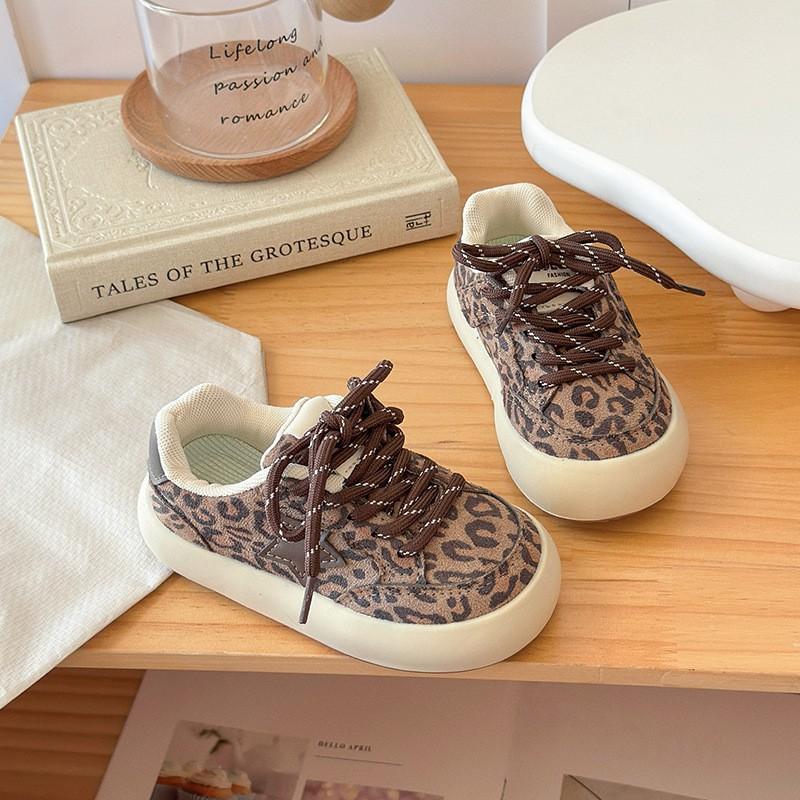 Kids Retro Chunky Sneakers 2026 Girls Boys Star Detail Casual Shoes TPR Sole