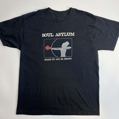 Tops – T-Shirts